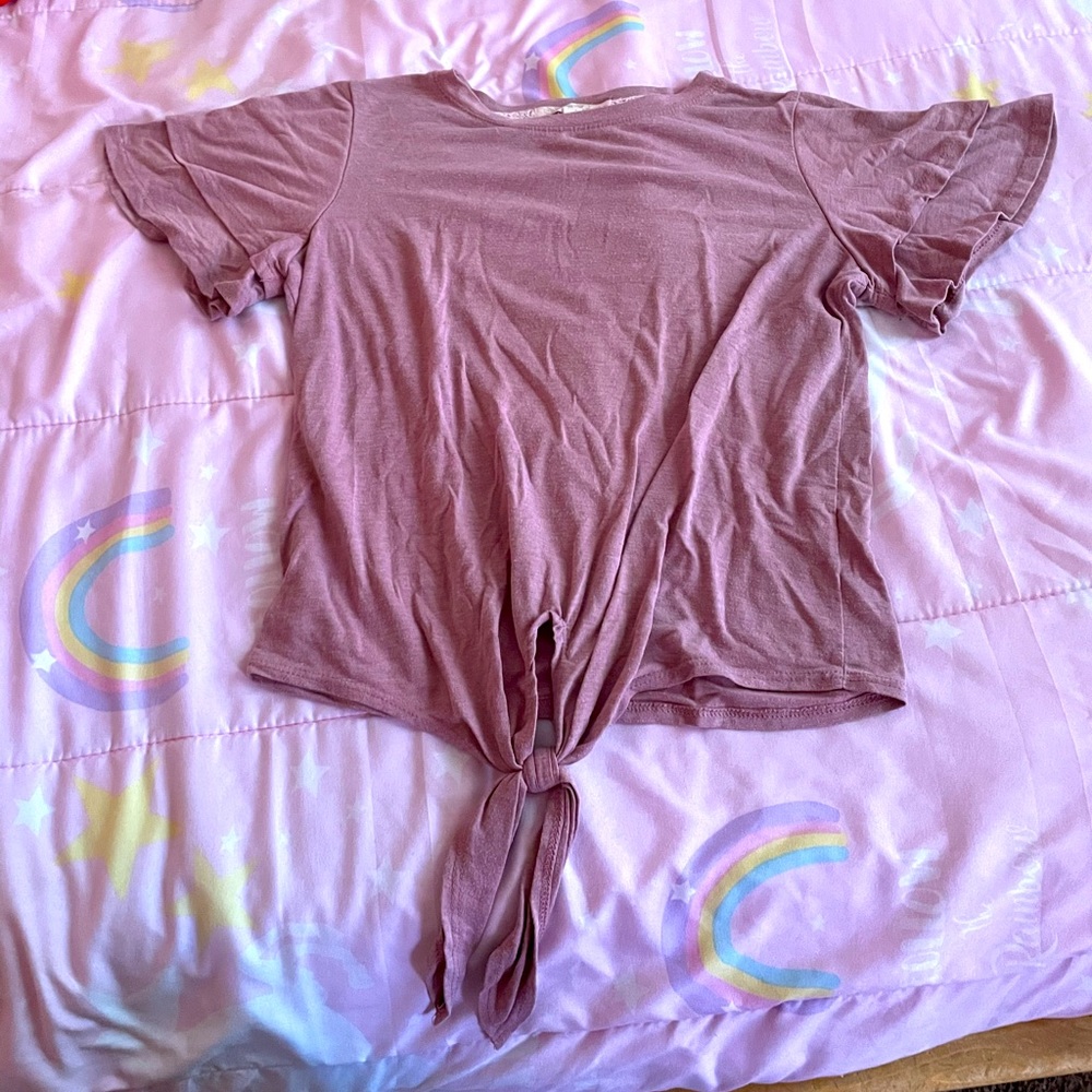 Am selling this shirt